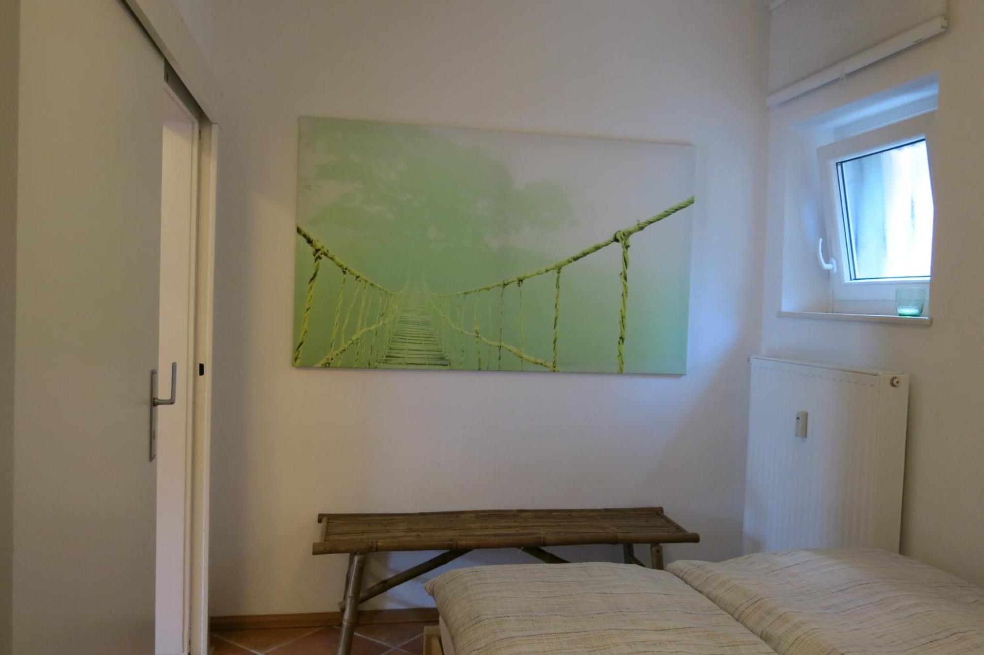 Ferienwohnung Arenz Швейнфурт Экстерьер фото